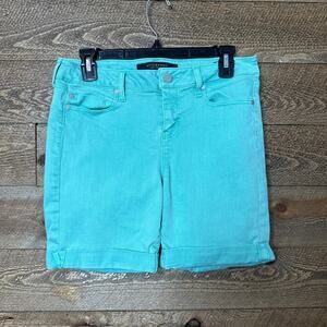 Liverpool The Walking Short Electric Mint Green Cuffed Stretch Denim Size 6